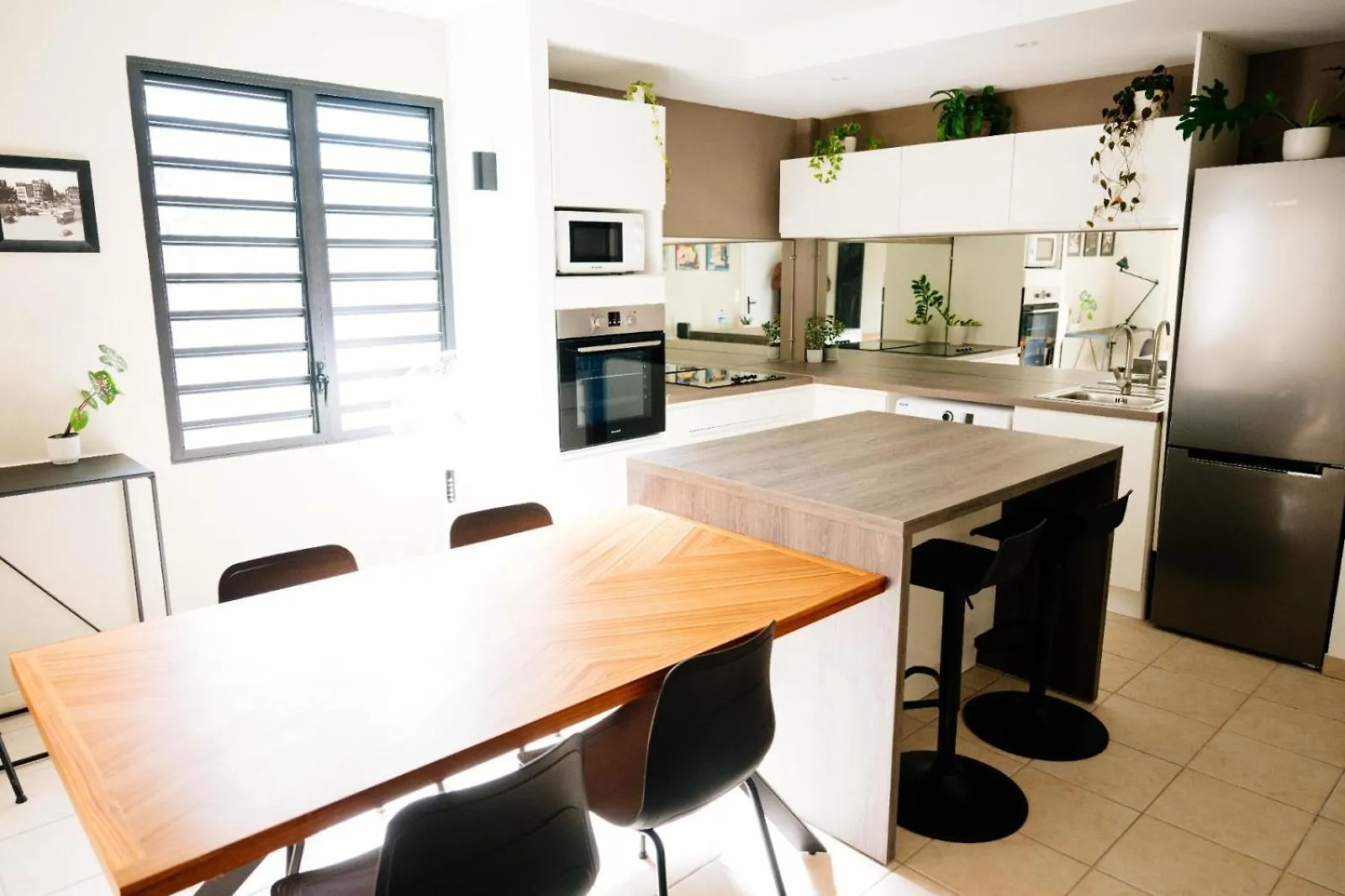 Votre Oasis De Tranquillite Proche De La Ville T2 Entierement Renove Et Equipe Secteur Centre Φορ-ντε-Φρανς